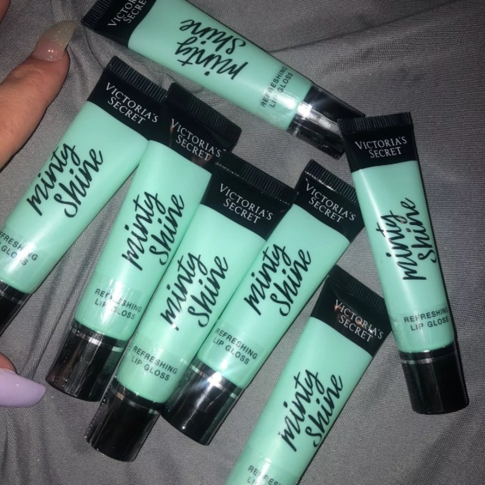 Victoria secret lip gloss